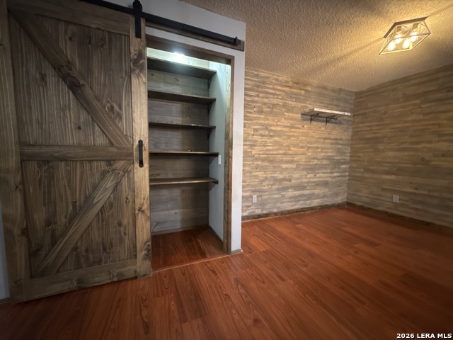 1209 Bluff Creek Cir Property Photo 20