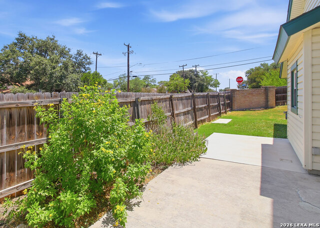 13422 Pebble Cir Property Photo 25