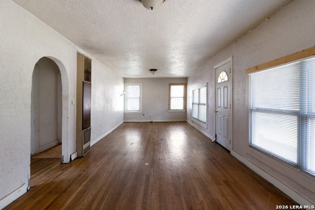 231 Elm Ave Property Photo 5