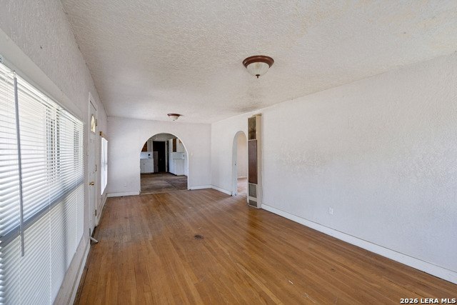 231 Elm Ave Property Photo 6