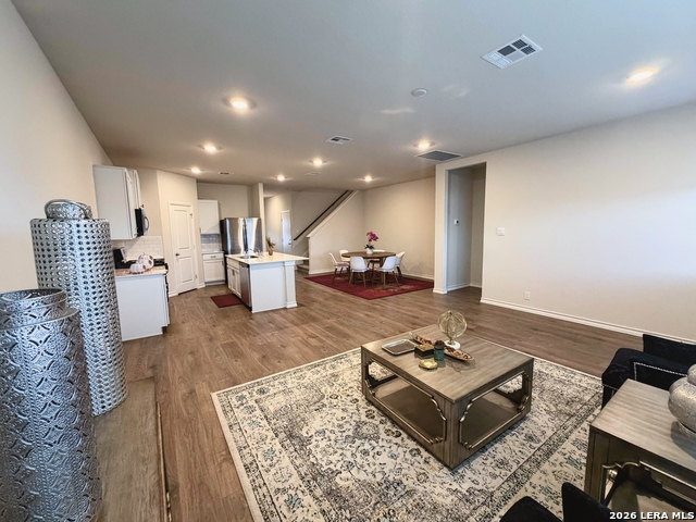 21252 Millstream Bnd Property Photo 5