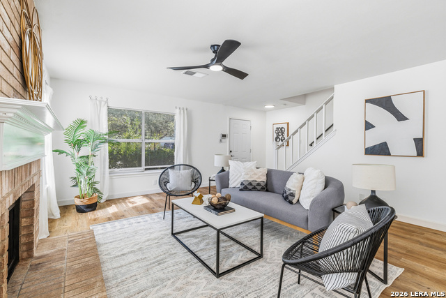 9618 Orchid Mdws Property Photo 4