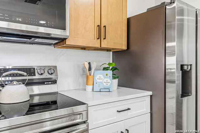 9618 Orchid Mdws Property Photo 10