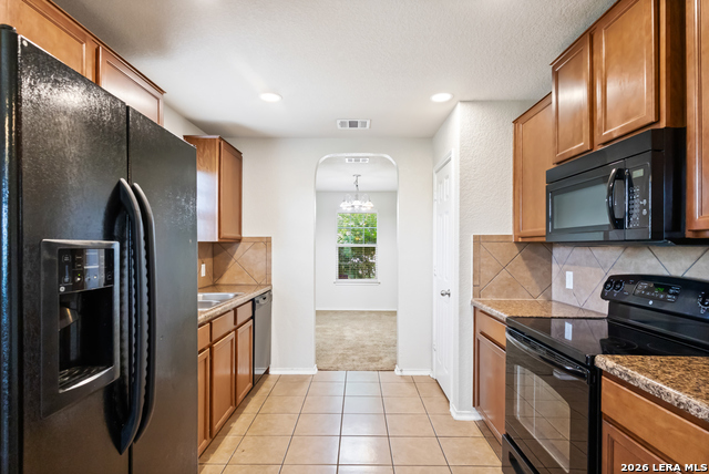 10907 Cimarron Cove Property Photo 7