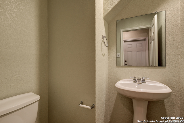 10907 Cimarron Cove Property Photo 18
