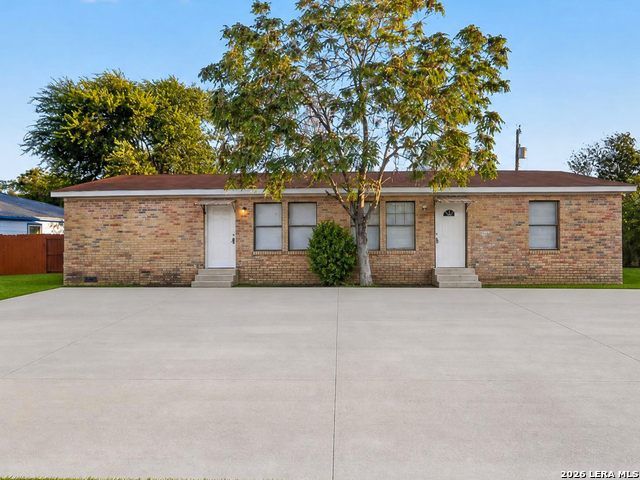 425 San Blas Property Photo 1