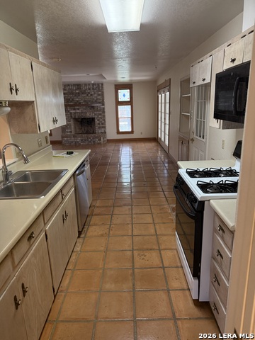 101 Creekside Drive Property Photo 4