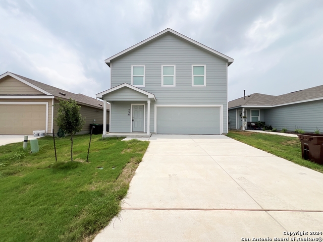 736 BULLSNAKE TRL Property Photo 1