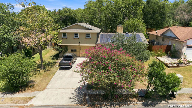 6113 Sun Dial St Property Photo 2