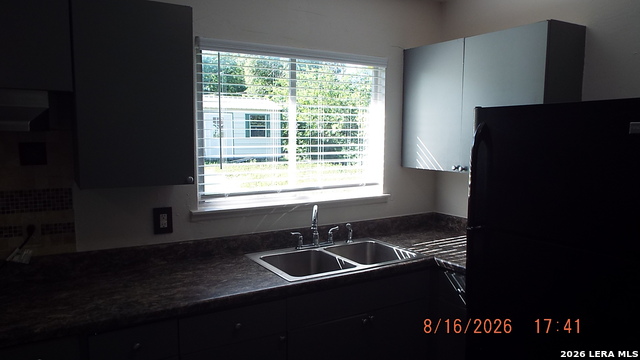 807 Stonegate Property Photo 6
