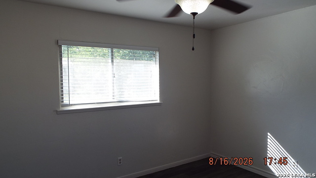 807 Stonegate Property Photo 10