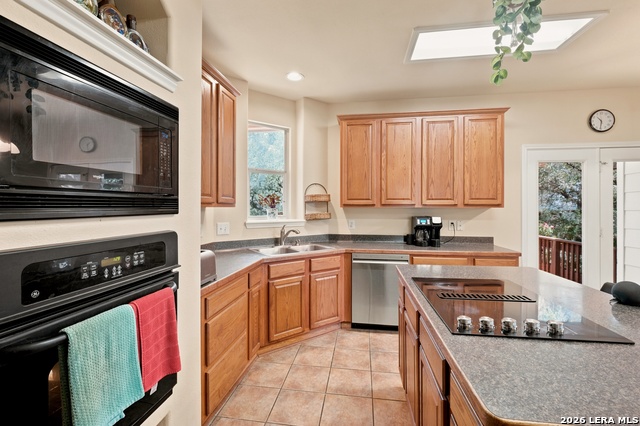 9915 Alms Park Dr Property Photo 11