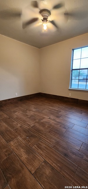 1146 Lazar Dr Property Photo 3