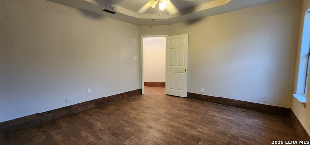 1146 Lazar Dr Property Photo 9