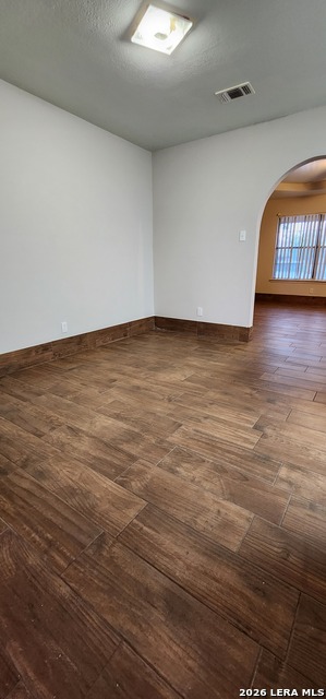 1146 Lazar Dr Property Photo 24