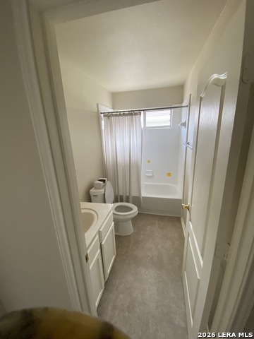 826 Brandon Willow Property Photo 4