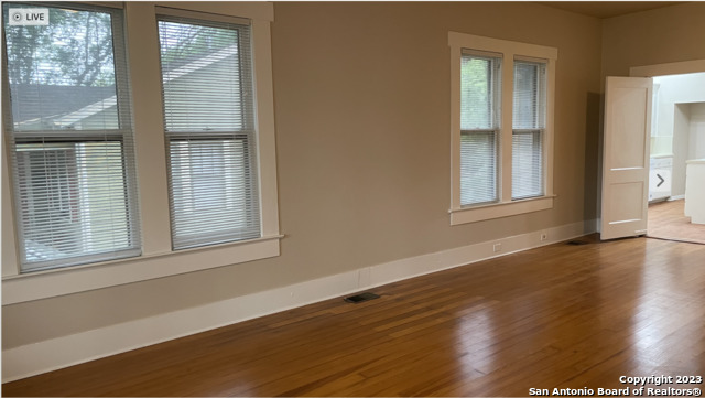 115 Alta Ave Property Photo 4