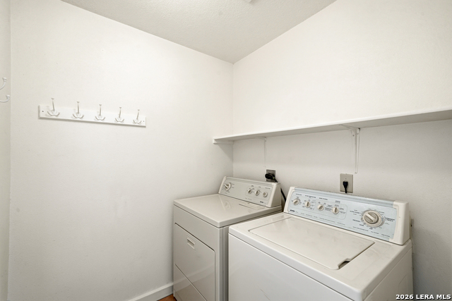 8942 Kenton Ct Property Photo 18