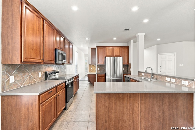 26415 Walden Oak Property Photo 13