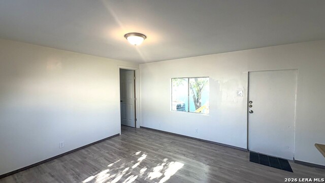 5700 S Horseshoe Bnd Property Photo 2