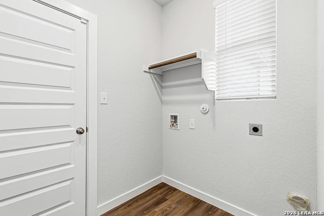 5702 Topaz Property Photo 24