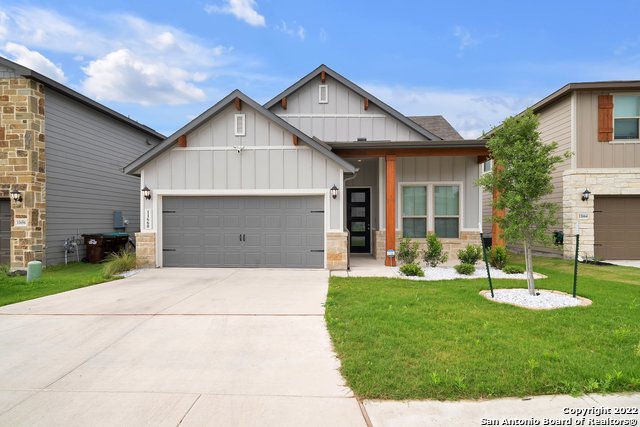 11660 Bakersfield Pass Property Photo 2