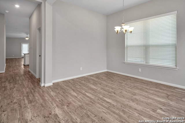 11660 Bakersfield Pass Property Photo 4