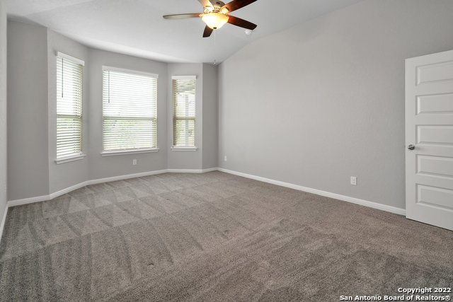 11660 Bakersfield Pass Property Photo 14