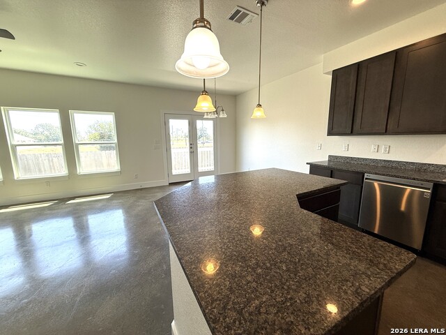 236 Sapphire Property Photo 6