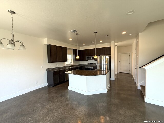 236 Sapphire Property Photo 9