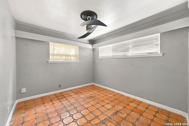 1157 Garraty Property Photo 13