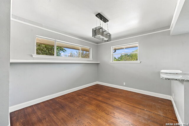 1157 Garraty Property Photo 16