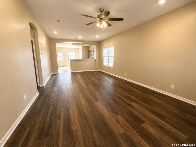 10310 Royal Est Property Photo 5