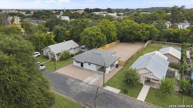 205 Mistletoe St Property Photo 24