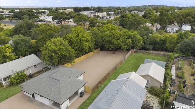 205 Mistletoe St Property Photo 25