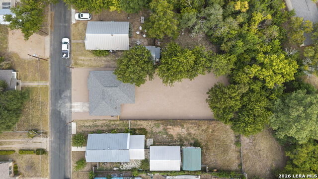 205 Mistletoe St Property Photo 28
