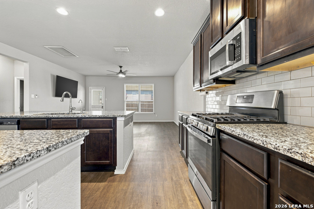 1006 Terlan Dr Property Photo 2