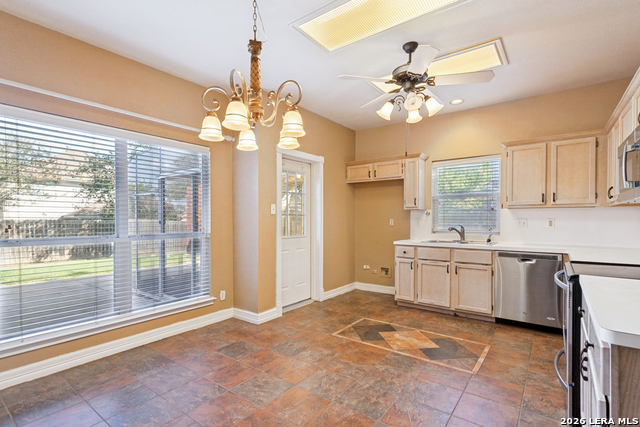 5803 Spring Crown Property Photo 7