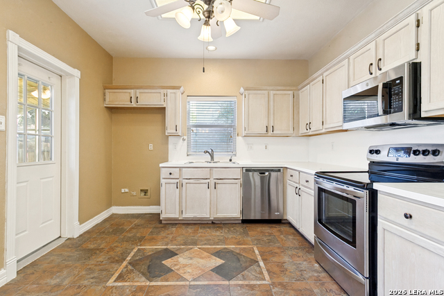 5803 Spring Crown Property Photo 8