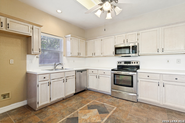 5803 Spring Crown Property Photo 9