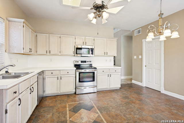 5803 Spring Crown Property Photo 10