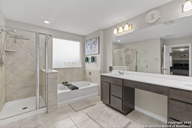 2318 Themis Way Property Photo 25