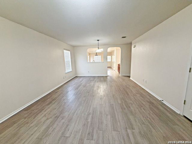 6914 Dashmoor Crk Property Photo 3