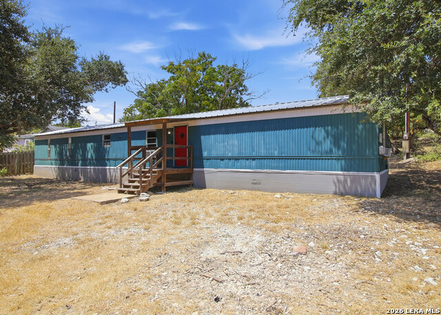 1250 ARCADIA DR Property Photo 1