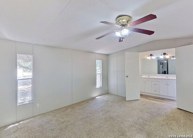1250 Arcadia Dr Property Photo 8