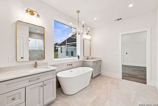 499 Wood View Cir Property Photo 32