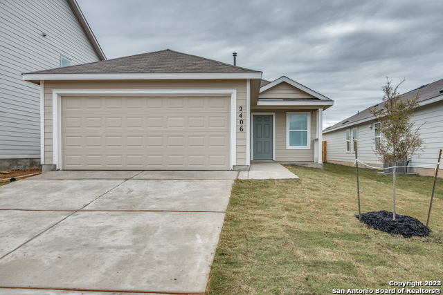 2406 Double Oak Dr Property Photo 1