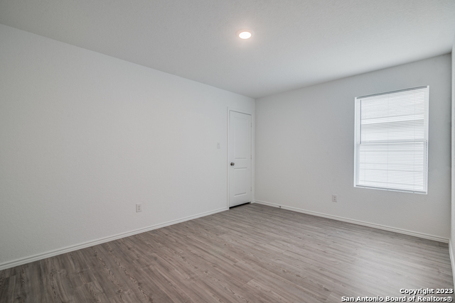 2406 Double Oak Dr Property Photo 10