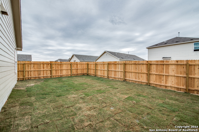 2406 Double Oak Dr Property Photo 19