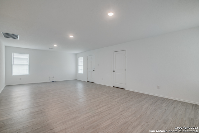 2406 Double Oak Dr Property Photo 25